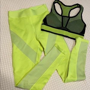 Fabletics neon set